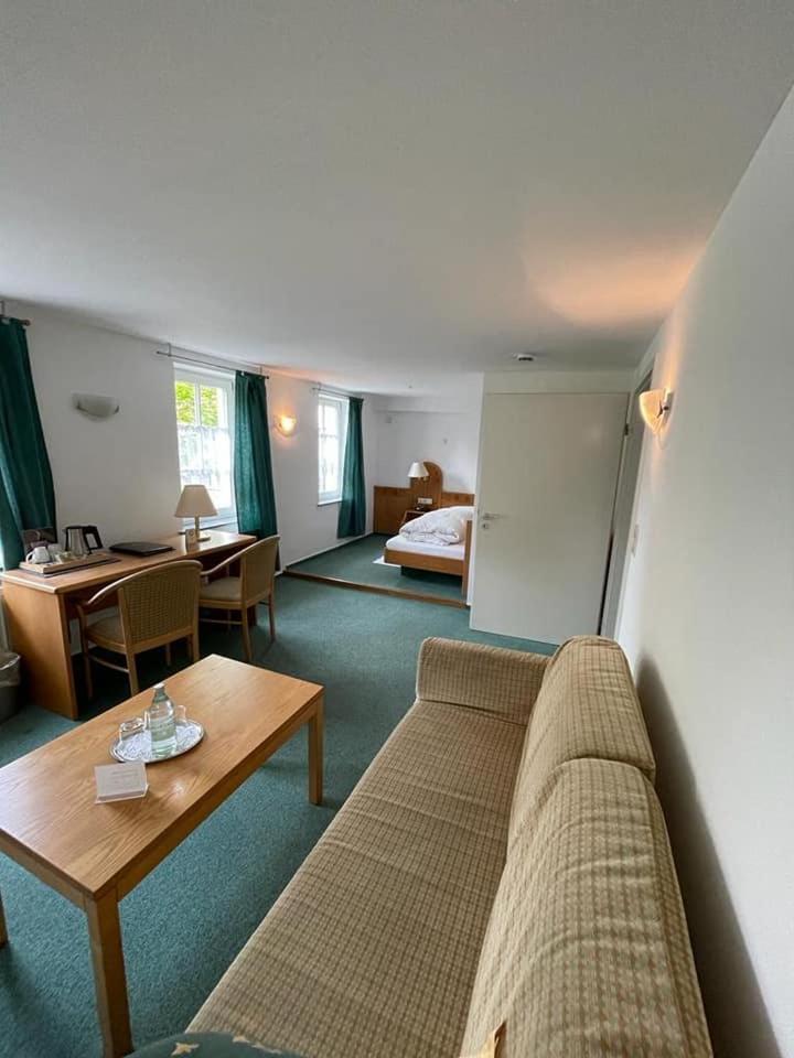 Hotel Wuerttemberger Hof Garni 로튼부르크 외부 사진