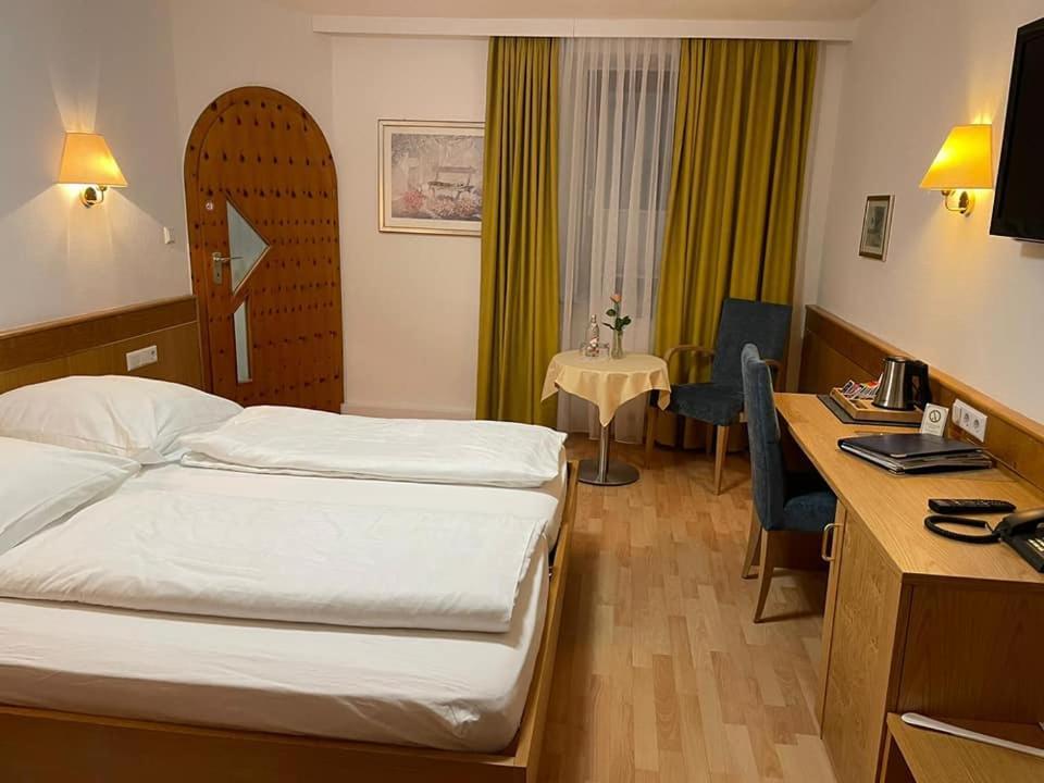 Hotel Wuerttemberger Hof Garni 로튼부르크 외부 사진