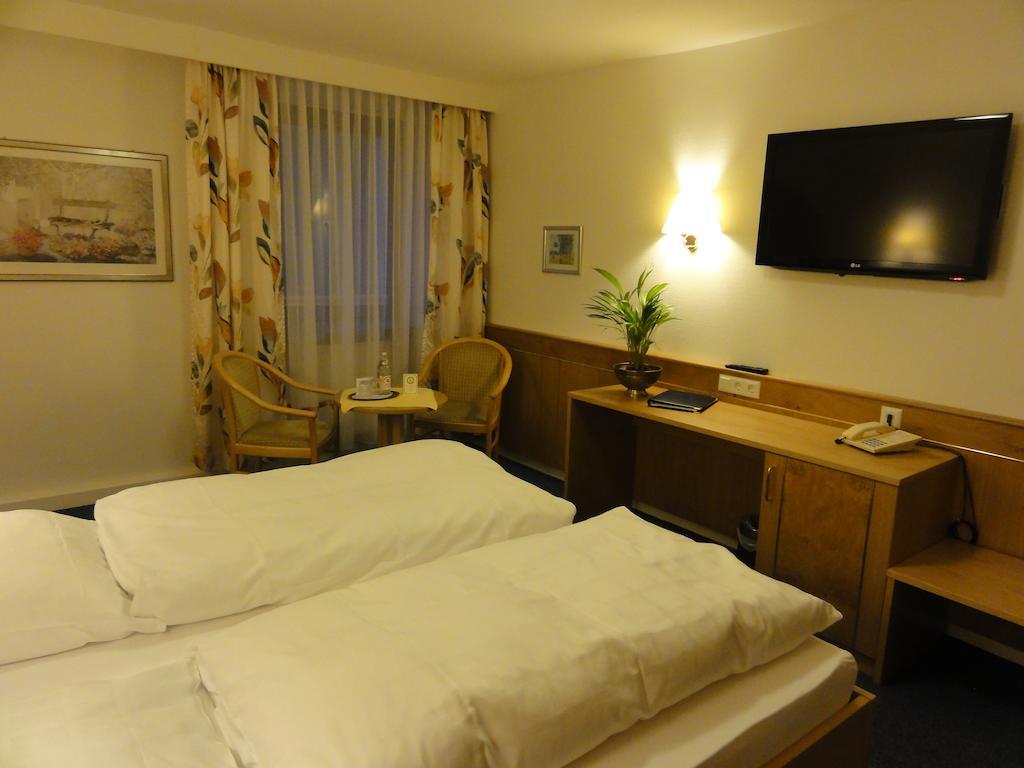 Hotel Wuerttemberger Hof Garni 로튼부르크 객실 사진