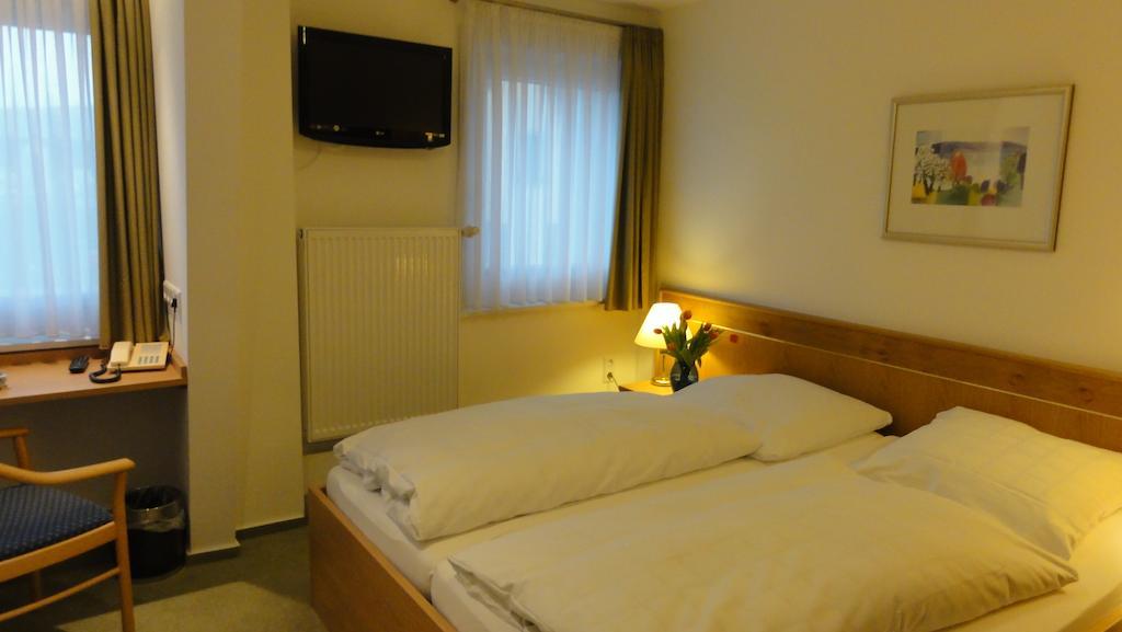 Hotel Wuerttemberger Hof Garni 로튼부르크 객실 사진